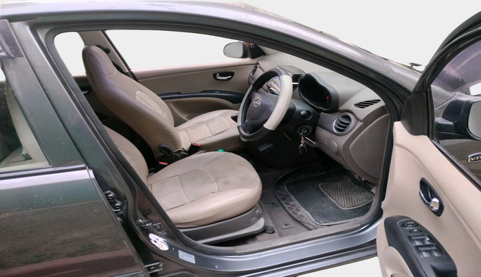 2013 Hyundai i10 MAGNA 1.2, Petrol, Manual, 88,004 km, interior