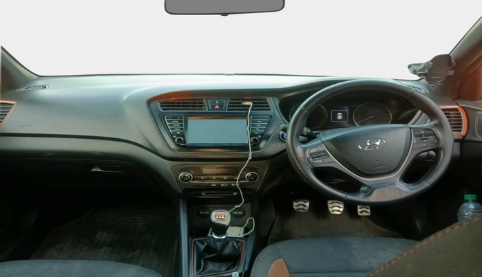 2016 Hyundai i20 Active 1.2 SX, Petrol, Manual, 61,577 km, interior