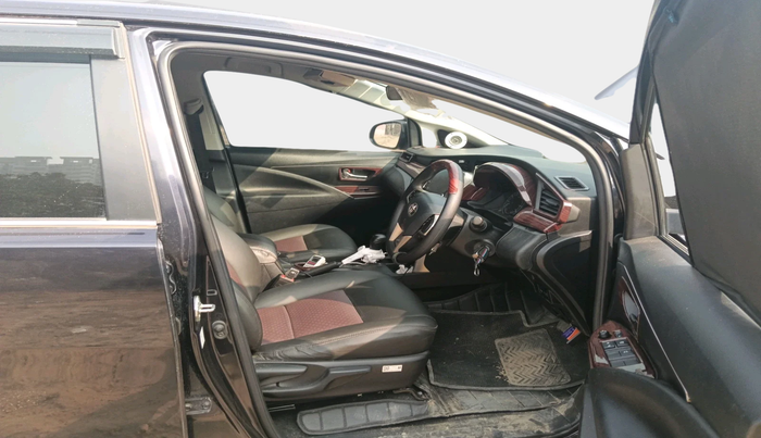 2022 Toyota Innova Crysta 2.7 GX AT 7 STR, Petrol, Automatic, 23,300 km, interior