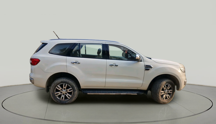 2016 Ford Endeavour TITANIUM 2.2 4X2 AT, Diesel, Automatic, 1,82,473 km, exterior