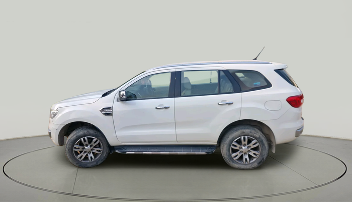 2016 Ford Endeavour TITANIUM 2.2 4X2 AT, Diesel, Automatic, 1,82,473 km, exterior