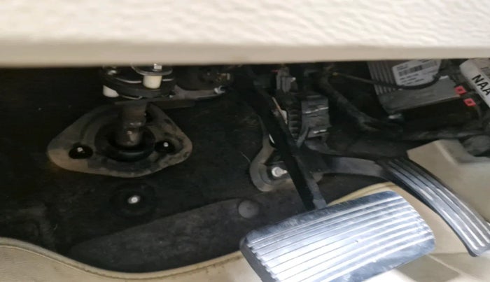 2016 Ford Endeavour TITANIUM 2.2 4X2 AT, Diesel, Automatic, 1,82,473 km, interior