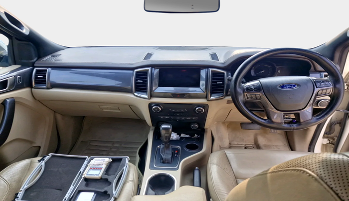 2016 Ford Endeavour TITANIUM 2.2 4X2 AT, Diesel, Automatic, 1,82,473 km, interior