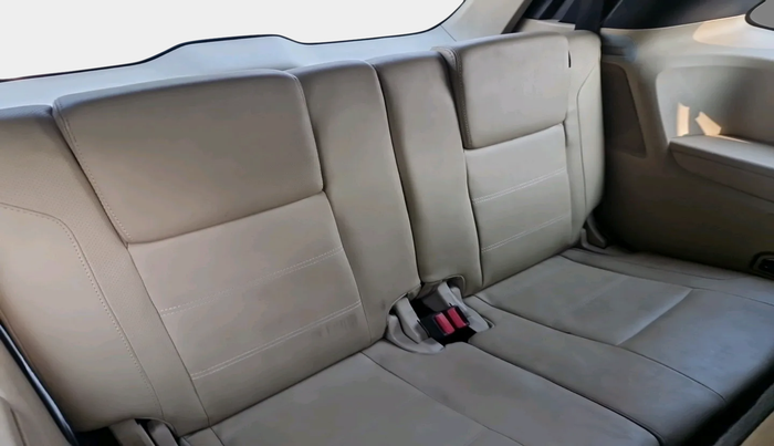 2016 Ford Endeavour TITANIUM 2.2 4X2 AT, Diesel, Automatic, 1,82,473 km, interior