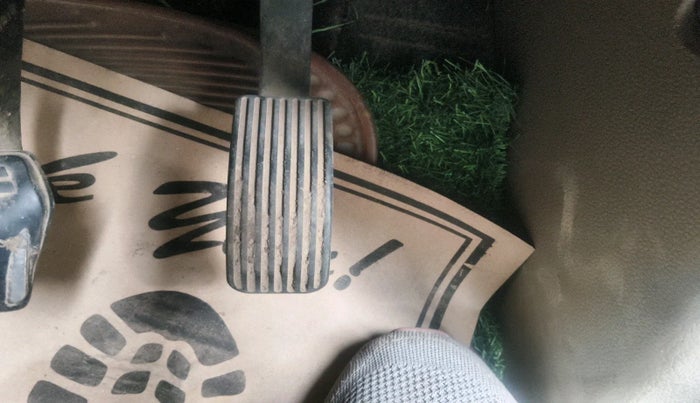 2018 Mahindra TUV300 T4 PLUS, Diesel, Manual, 1,81,173 km, interior