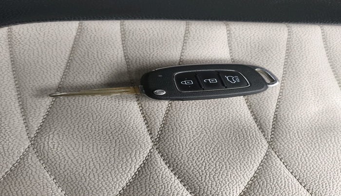 2023 Hyundai VENUE S (O) 1.0 Turbo Petrol DCT, Petrol, Automatic, 66,828 km, interior