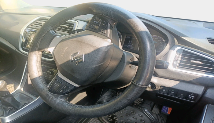 2018 Maruti S Cross ZETA 1.3, Diesel, Manual, 97,035 km, interior