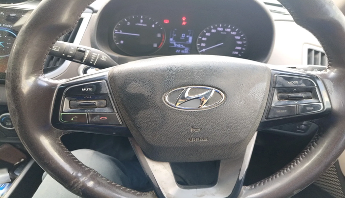 2016 Hyundai Creta SX (O) 1.6 DIESEL, Diesel, Manual, 2,21,930 km, interior