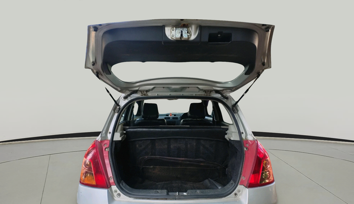 2011 Maruti Swift LXI, Petrol, Manual, 1,36,335 km, exterior