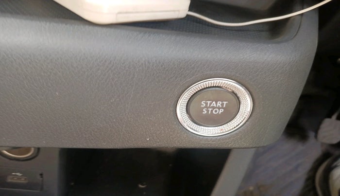 2023 Nissan MAGNITE XV AMT EZ Shift DT, Petrol, Automatic, 16,457 km, interior