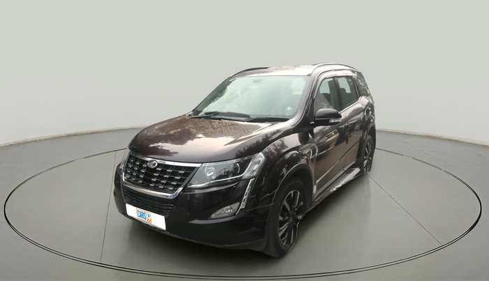 2018 Mahindra XUV500 W11 AT, Diesel, Automatic, 1,32,172 km, exterior