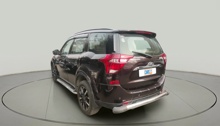 2018 Mahindra XUV500 W11 AT, Diesel, Automatic, 1,32,172 km, exterior