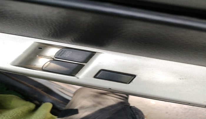 2016 Maruti Wagon R 1.0 LXI CNG, Petrol, Manual, 1,36,187 km, interior