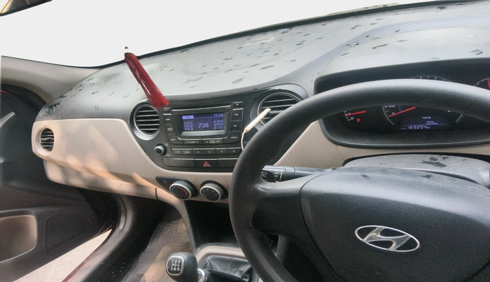 2014 Hyundai Grand i10 SPORTZ 1.2 KAPPA VTVT, Petrol, Manual, 1,83,267 km, interior