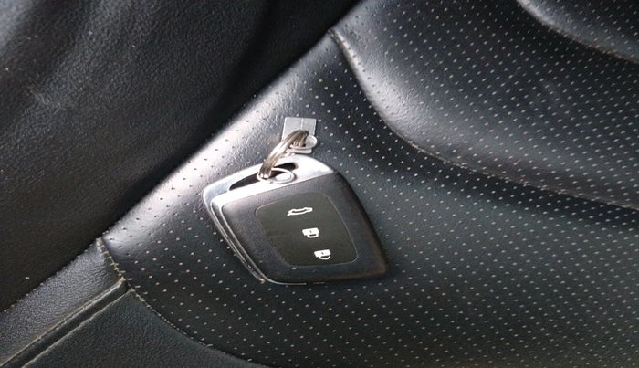 2020 MG HECTOR SHARP 1.5 DCT PETROL, Petrol, Automatic, 36,688 km, interior