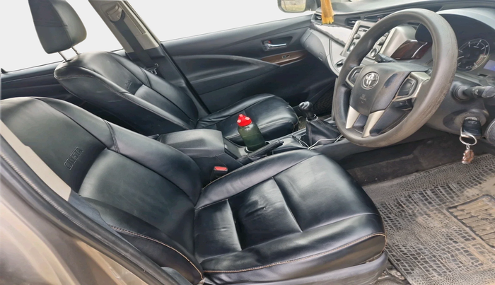 2016 Toyota Innova Crysta 2.4 GX 7 STR, Diesel, Manual, 1,26,723 km, interior