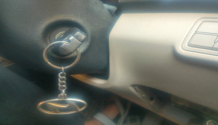 2021 Hyundai Verna E 1.5 PETROL, Petrol, Manual, 35,119 km, interior