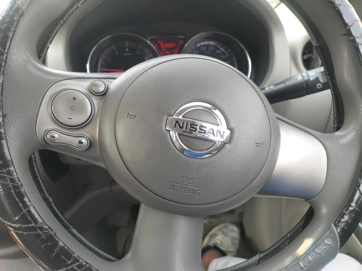 2014 Nissan Sunny XV PETROL, Petrol, Manual, 1,03,824 km, interior