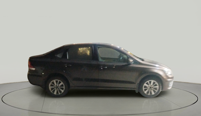 2016 Volkswagen Vento HIGHLINE 1.6 MPI, Petrol, Manual, 88,476 km, exterior