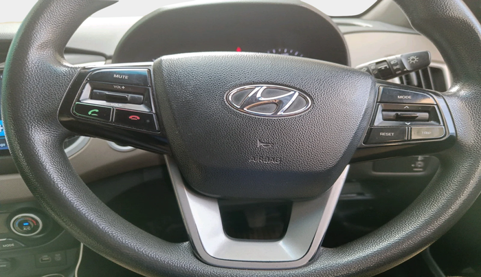 2017 Hyundai Creta SX PLUS 1.6 PETROL, Petrol, Manual, 1,78,371 km, interior