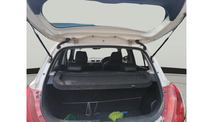 2011 Maruti Swift VXI, Petrol, Manual, 1,22,908 km, exterior