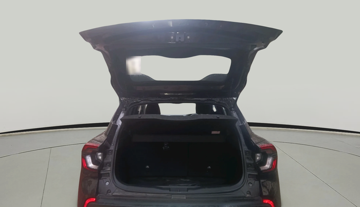 2024 Renault Kiger RXT (O) AMT, Petrol, Automatic, 8,232 km, exterior