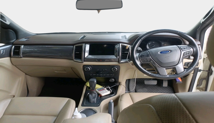 2016 Ford Endeavour TITANIUM 2.2 4X2 AT, Diesel, Automatic, 96,528 km, interior