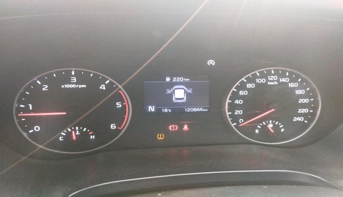 2023 KIA SELTOS HTE 1.5D IMT, Diesel, Manual, 1,20,844 km, interior