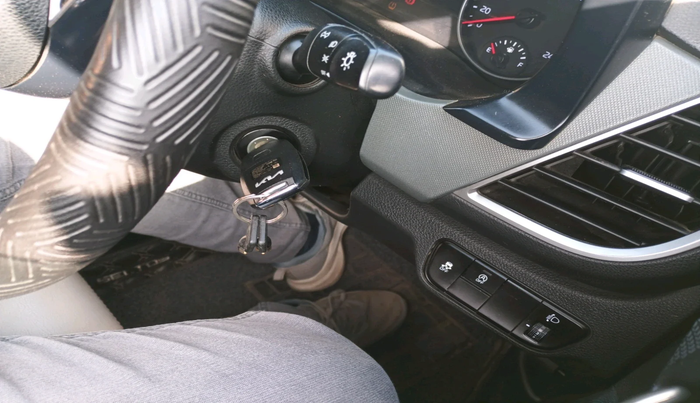 2023 KIA SELTOS HTE 1.5D IMT, Diesel, Manual, 1,20,844 km, interior