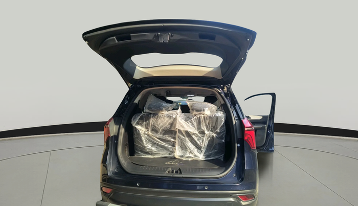 2024 Mahindra XUV700 MX Petrol MT 7 STR, Petrol, Manual, 36,321 km, exterior