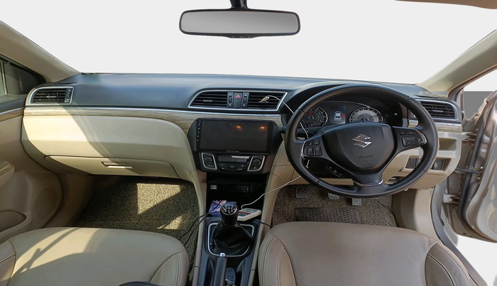 2018 Maruti Ciaz ALPHA 1.5 SHVS PETROL, Petrol, Manual, 68,177 km, interior