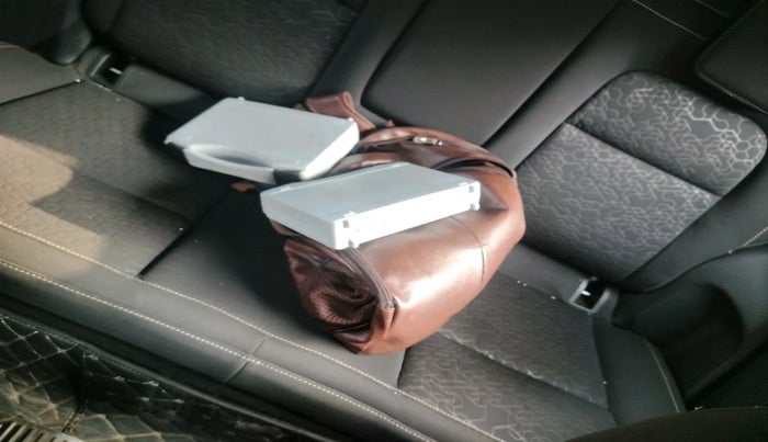 2022 Tata ALTROZ XZ PETROL, Petrol, Manual, 32,929 km, interior