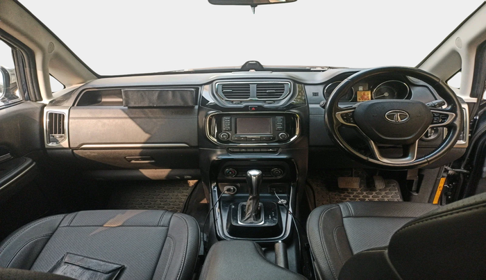 2017 Tata Hexa XTA 4X2 7 STR, Diesel, Automatic, 1,36,519 km, interior