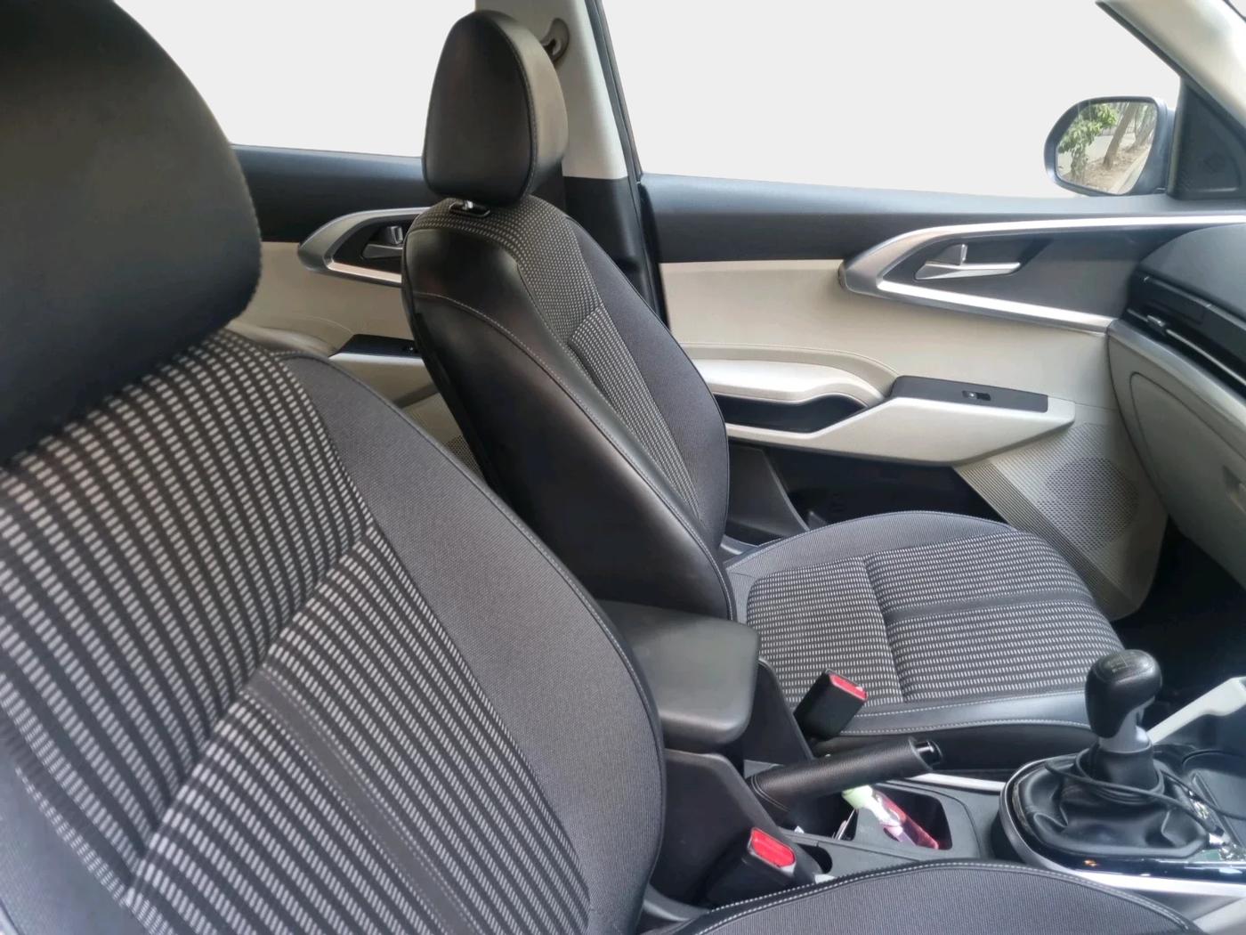 2023 KIA CARENS PRESTIGE 1.5 PETROL 7 STR, Petrol, Manual, 38,349 km, interior