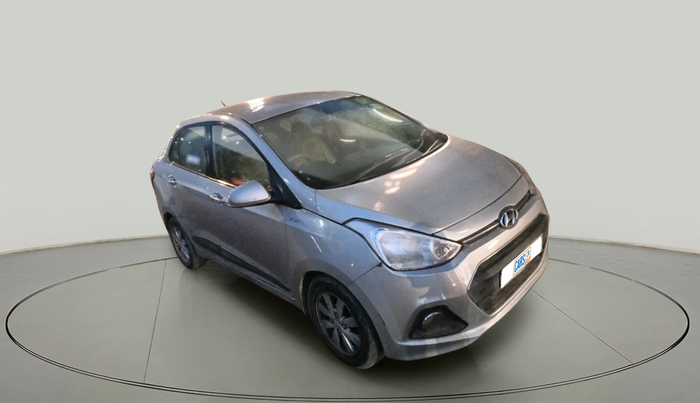 2015 Hyundai Xcent SX 1.2, Petrol, Manual, 2,20,106 km, exterior
