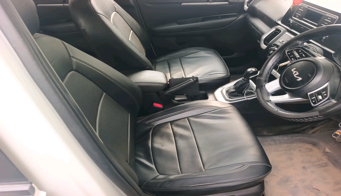 2023 KIA SONET HTK 1.2 PETROL MT, Petrol, Manual, 40,219 km, interior