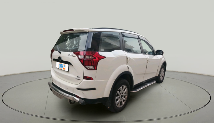 2020 Mahindra XUV500 W9 AT, Diesel, Automatic, 96,918 km, exterior