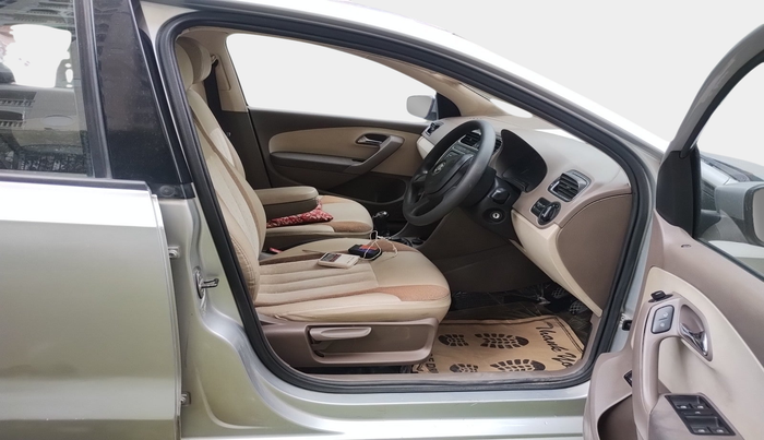 2013 Skoda Rapid AMBITION 1.6 MPI MT, Petrol, Manual, 95,591 km, interior