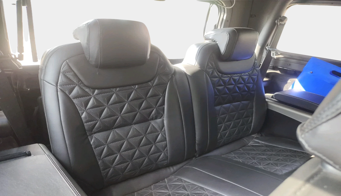 2024 Mahindra Thar LX HARD TOP 4WD MT, Diesel, Manual, 33,537 km, interior