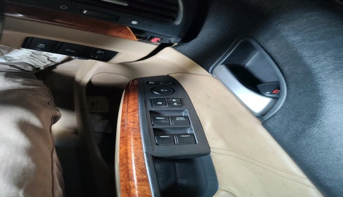 2011 Honda Accord 2.4L I-VTEC MT, Petrol, Manual, 1,00,251 km, interior