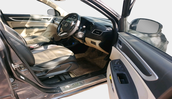 2023 Honda Amaze 1.2L I-VTEC S, Petrol, Manual, 73,298 km, interior