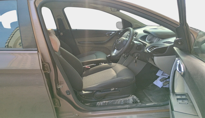 2016 Tata Tiago XZ PETROL, Petrol, Manual, 82,846 km, interior