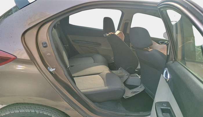 2016 Tata Tiago XZ PETROL, Petrol, Manual, 82,846 km, interior