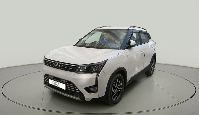 2022 Mahindra XUV300 W8 (O) 1.5 DIESEL AMT, Diesel, Automatic, 73,621 km, exterior
