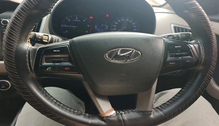 2017 Hyundai Creta SX PLUS AT 1.6 DIESEL, Diesel, Automatic, 2,13,446 km, interior