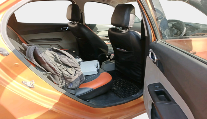 2016 Tata Tiago XZ DIESEL, Diesel, Manual, 67,609 km, interior