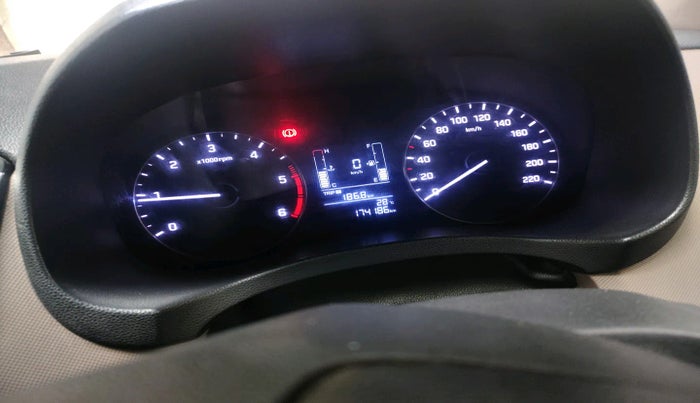 2016 Hyundai Creta S 1.4 DIESEL, Diesel, Manual, 1,74,186 km, interior