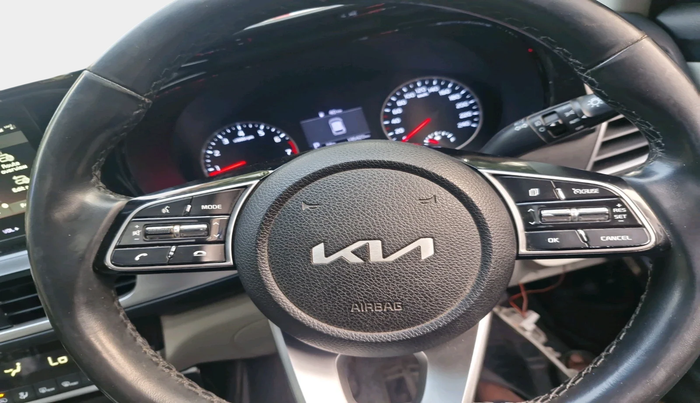 2022 KIA SELTOS HTX IVT 1.5 PETROL, Petrol, Automatic, 1,35,420 km, interior