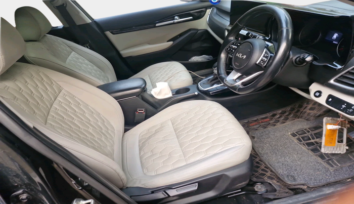 2022 KIA SELTOS HTX IVT 1.5 PETROL, Petrol, Automatic, 1,35,420 km, interior