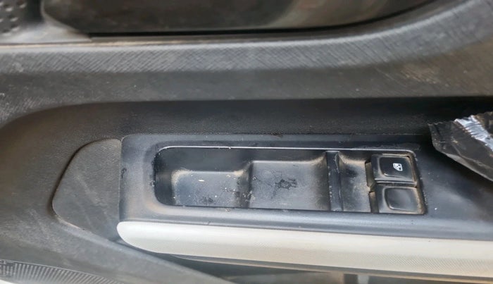 2021 Tata PUNCH PURE MT, Petrol, Manual, 74,839 km, interior